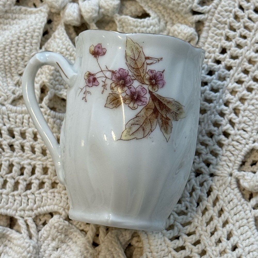 Vintage Personal Creamer/Espresso Cup - Picture 3 of 6